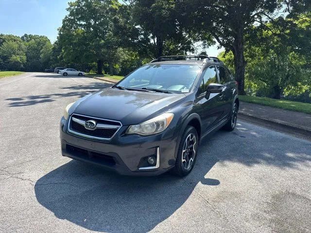 Used 2017 Gray Subaru 2.0i Limited image 3