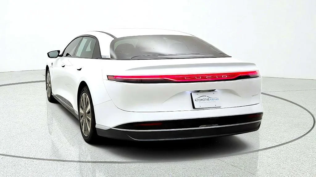 Used 2023 Stellar White Lucid Pure AWD image 6