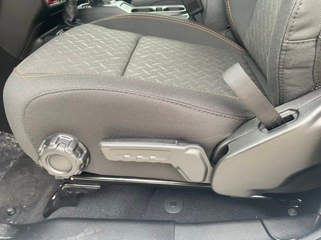 New 2026 Bright White Clearcoat Jeep Mojave image 15
