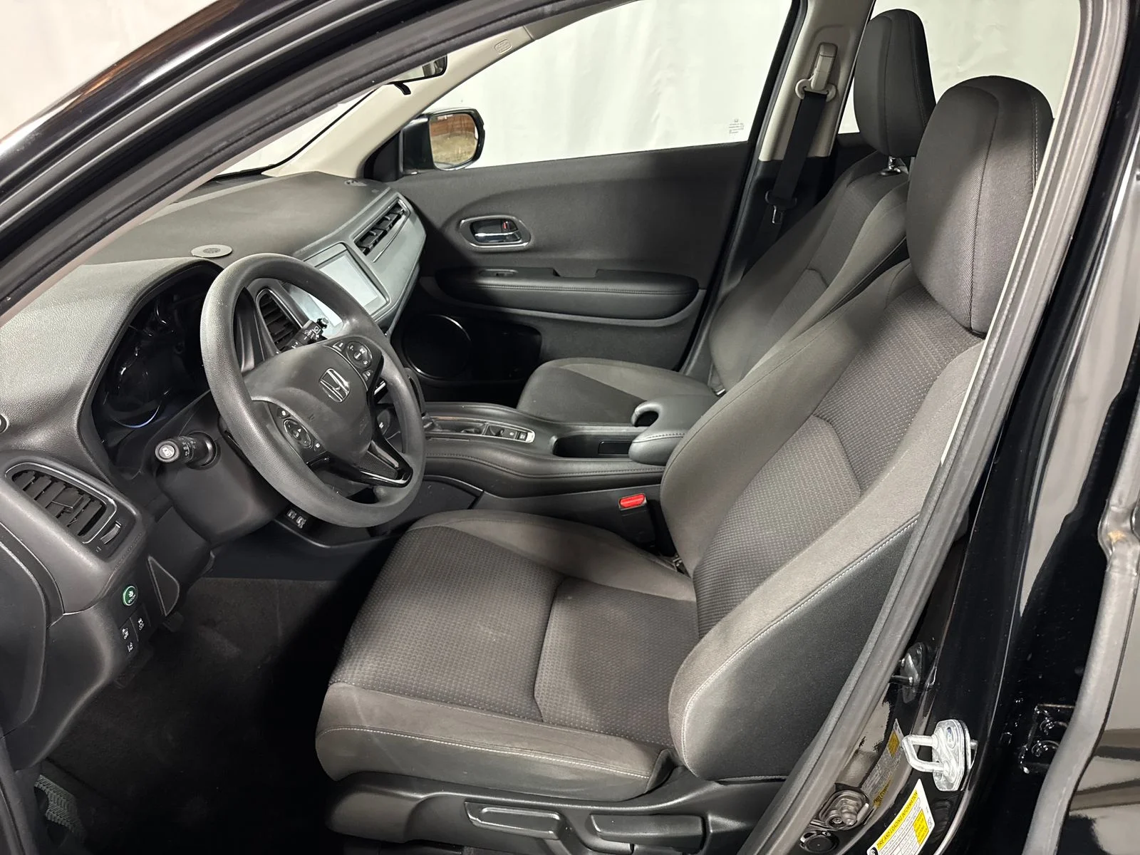 Certified Used 2021 Crystal Black Pearl Honda EX image 3