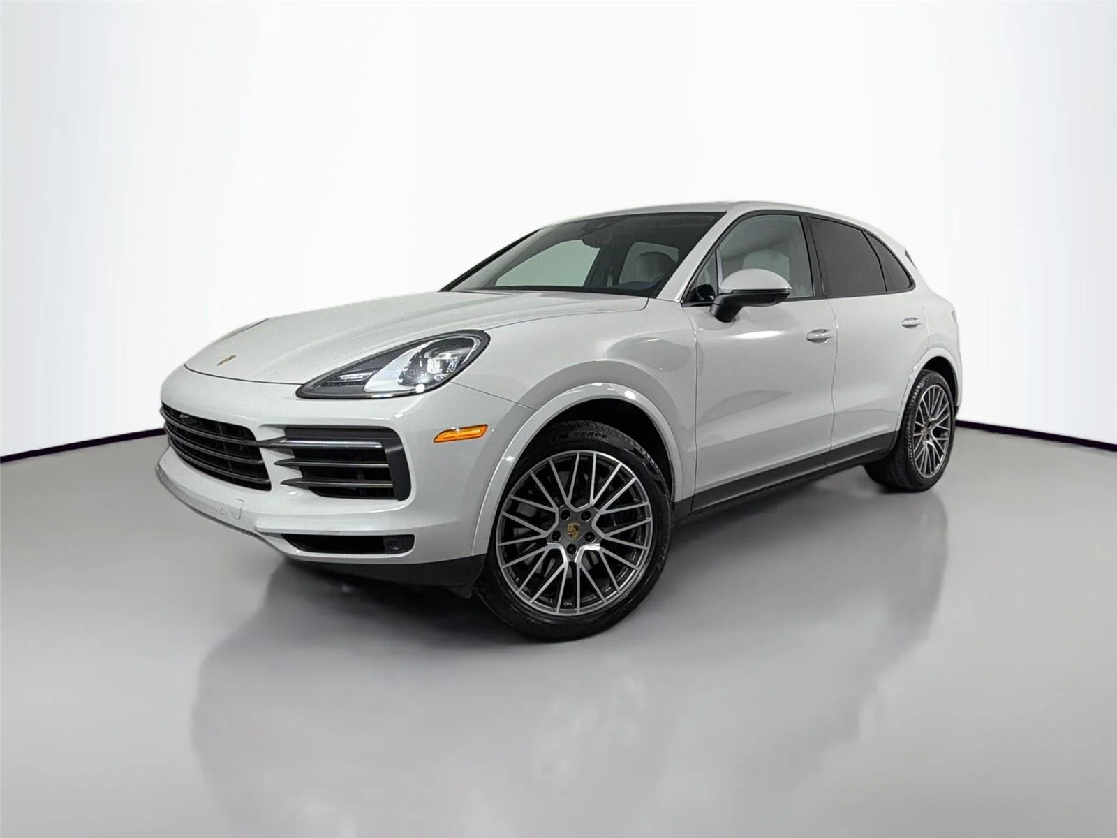 2023 Porsche Cayenne Base