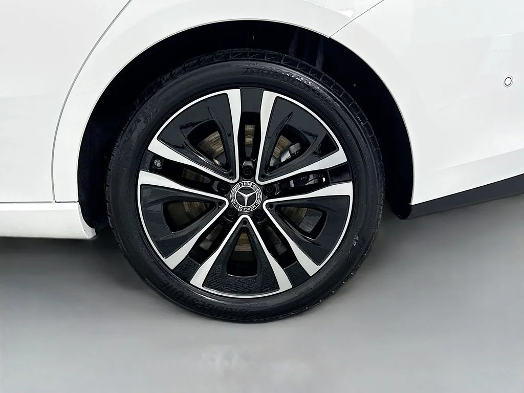 Used 2026 Polar White Mercedes-Benz CLA 250 image 32