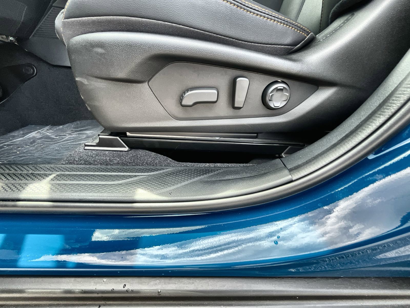New 2026 GEYSER BLUE Subaru Wilderness image 16