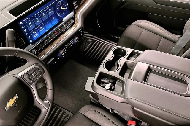Used 2025 Riptide Blue Metallic Chevrolet LT image 17