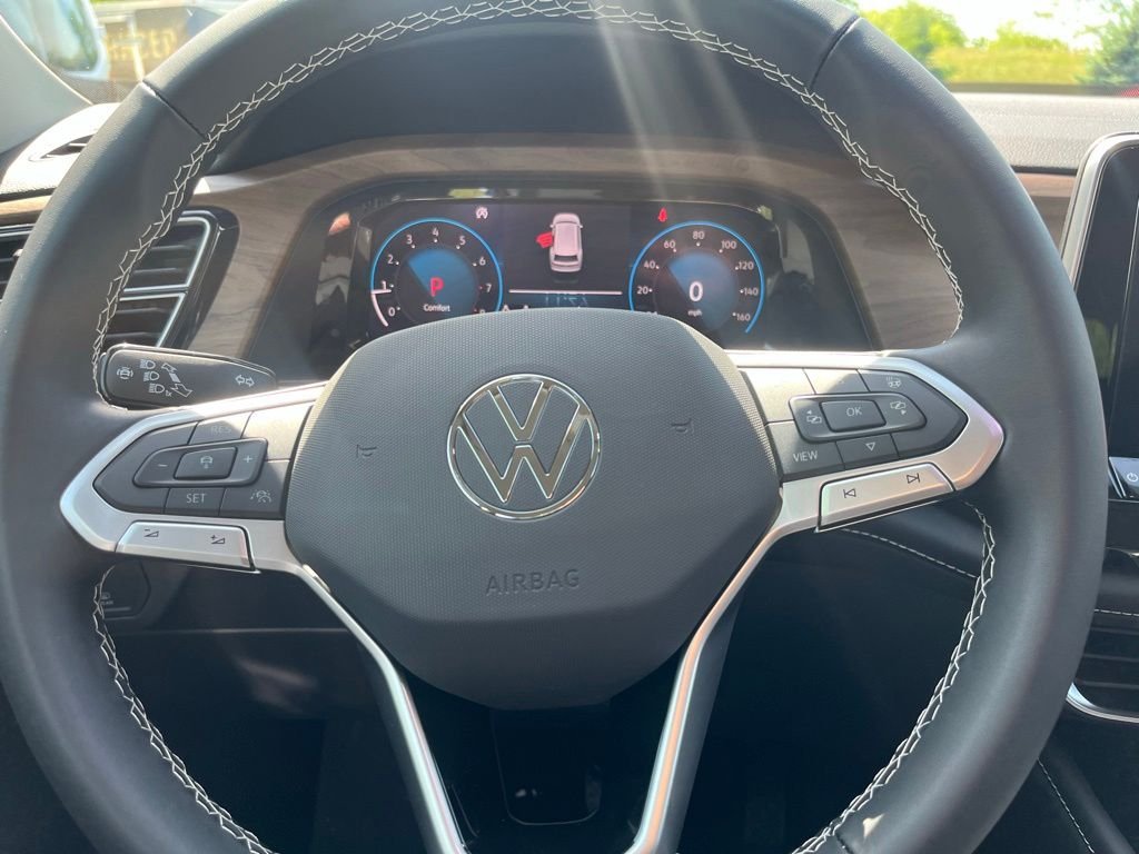 New 2026 Blue Volkswagen 2.0T SE w/Technology image 19