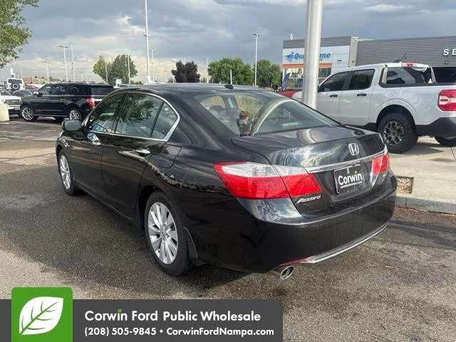 Used 2013 Black Honda EX-L image 8