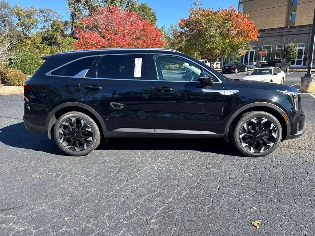 New 2026 Black Kia EX image 2