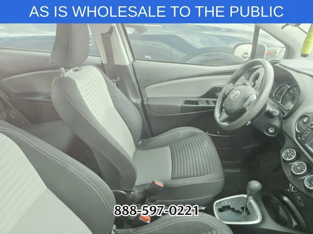 Used 2018 Silver Toyota LE image 11