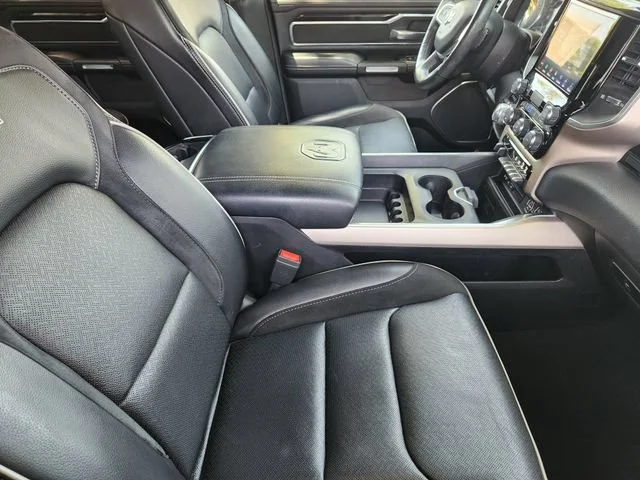 Used 2019 Black Ram Laramie image 14