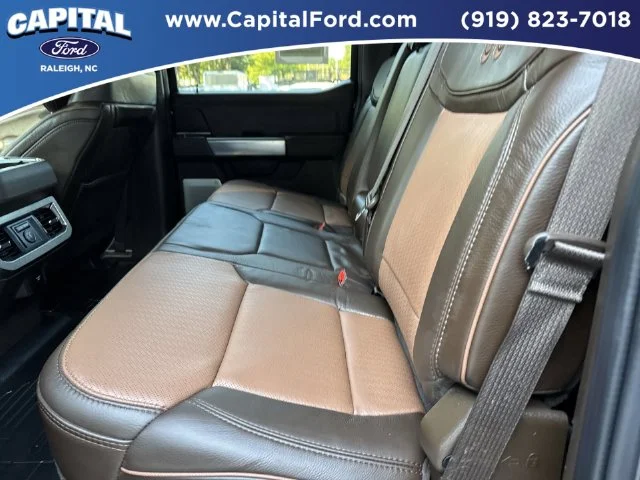 Used 2025  Ford King Ranch image 18