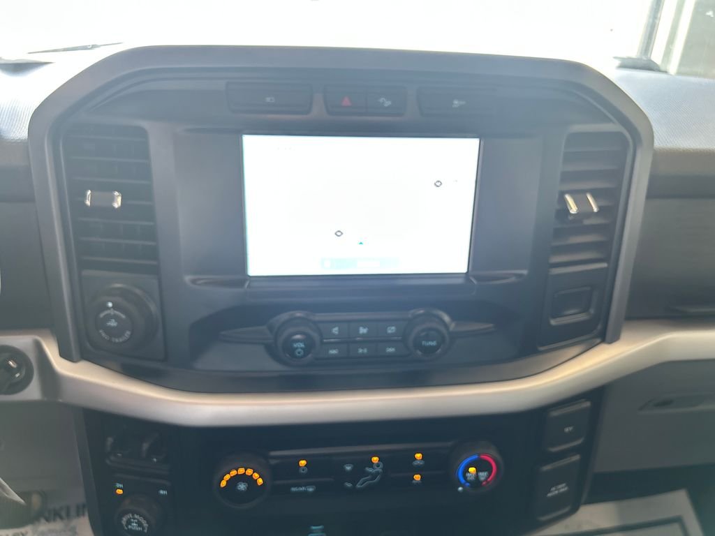 Used 2023 White Ford XLT image 21