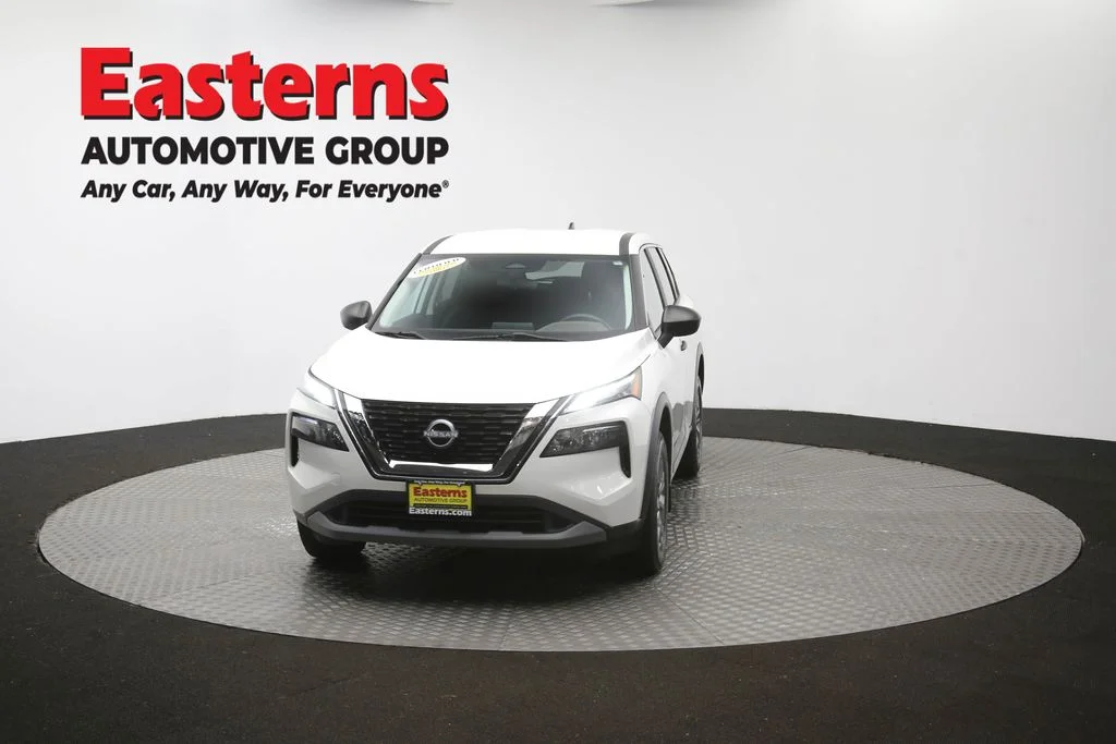 Used 2023 White Nissan S image 55
