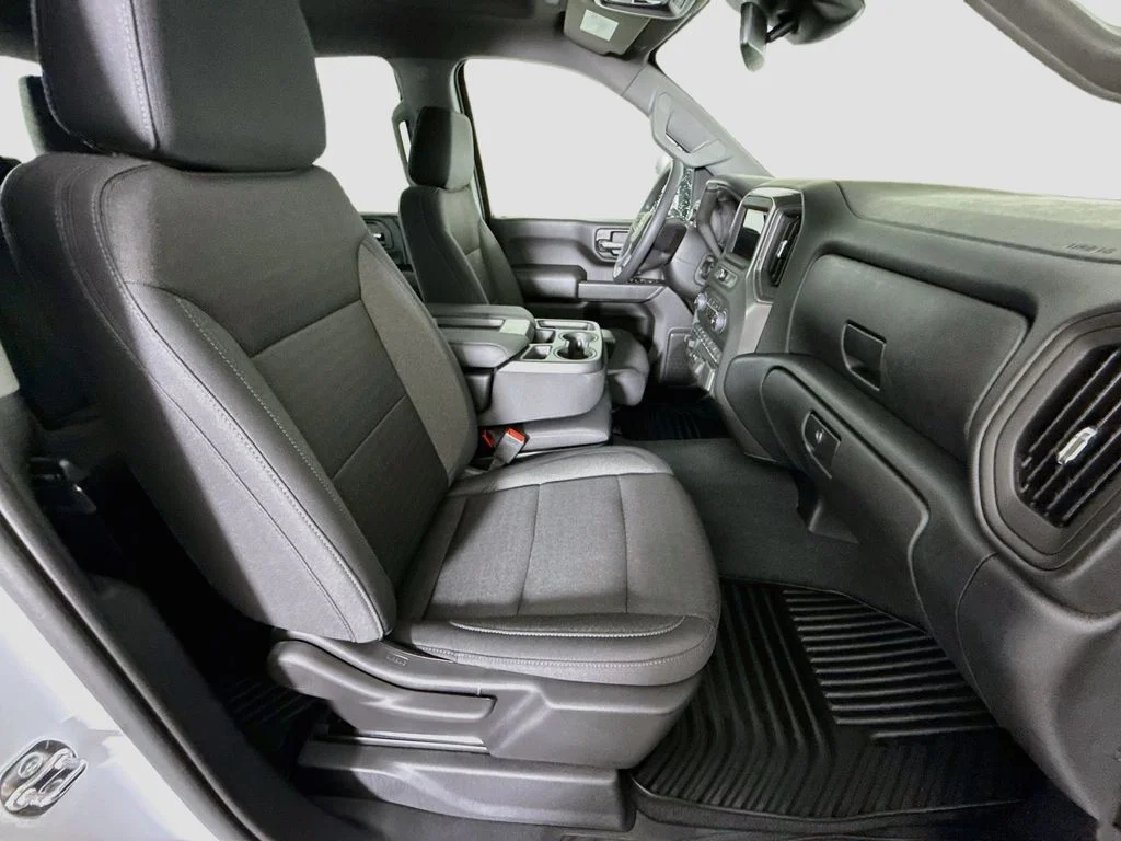 New 2026 White Chevrolet Custom image 25