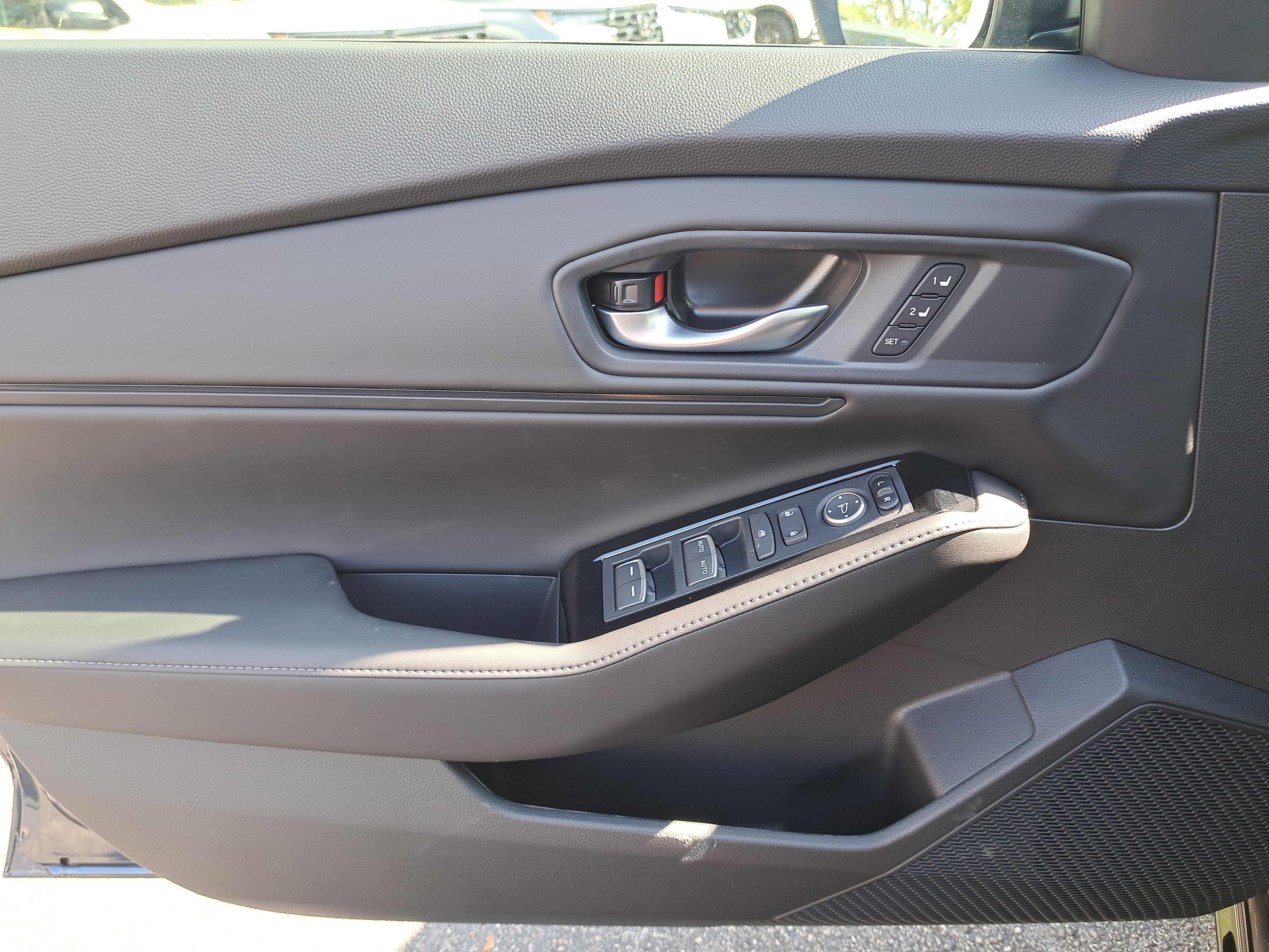 New 2026 Urban Gray Pearl Honda Touring image 21