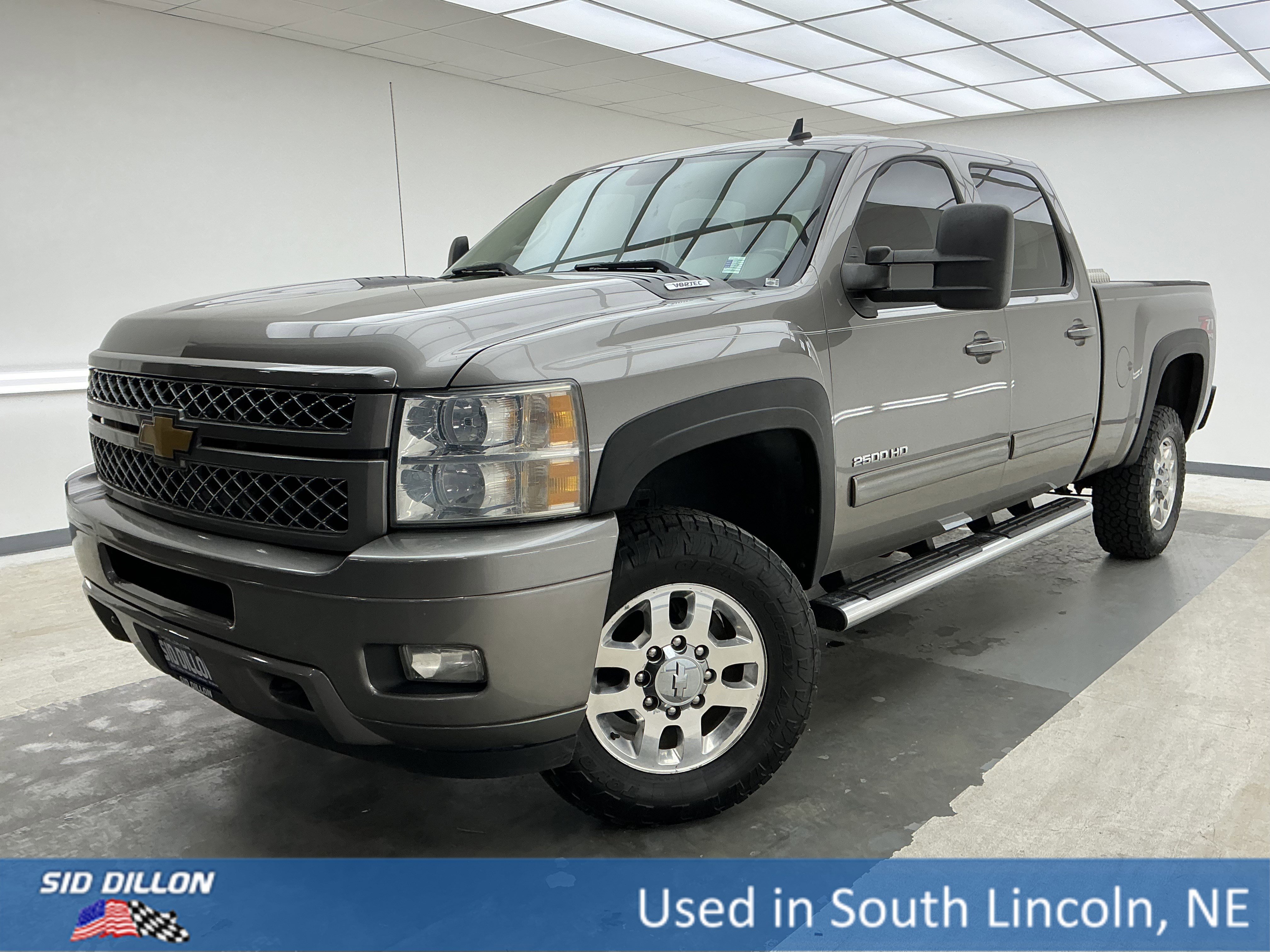 Graystone Metallic 2014 Chevrolet Silverado 2500HD LT Crew Cab 4WD Pickup Truck Four-Wheel Drive Automatic