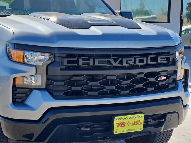 Used 2025 Gray Chevrolet Custom Trail Boss image 7