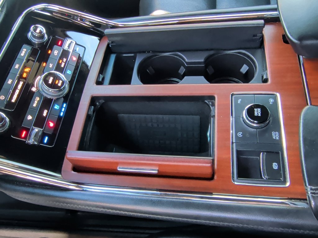 Used 2020 Black Lincoln Reserve image 33