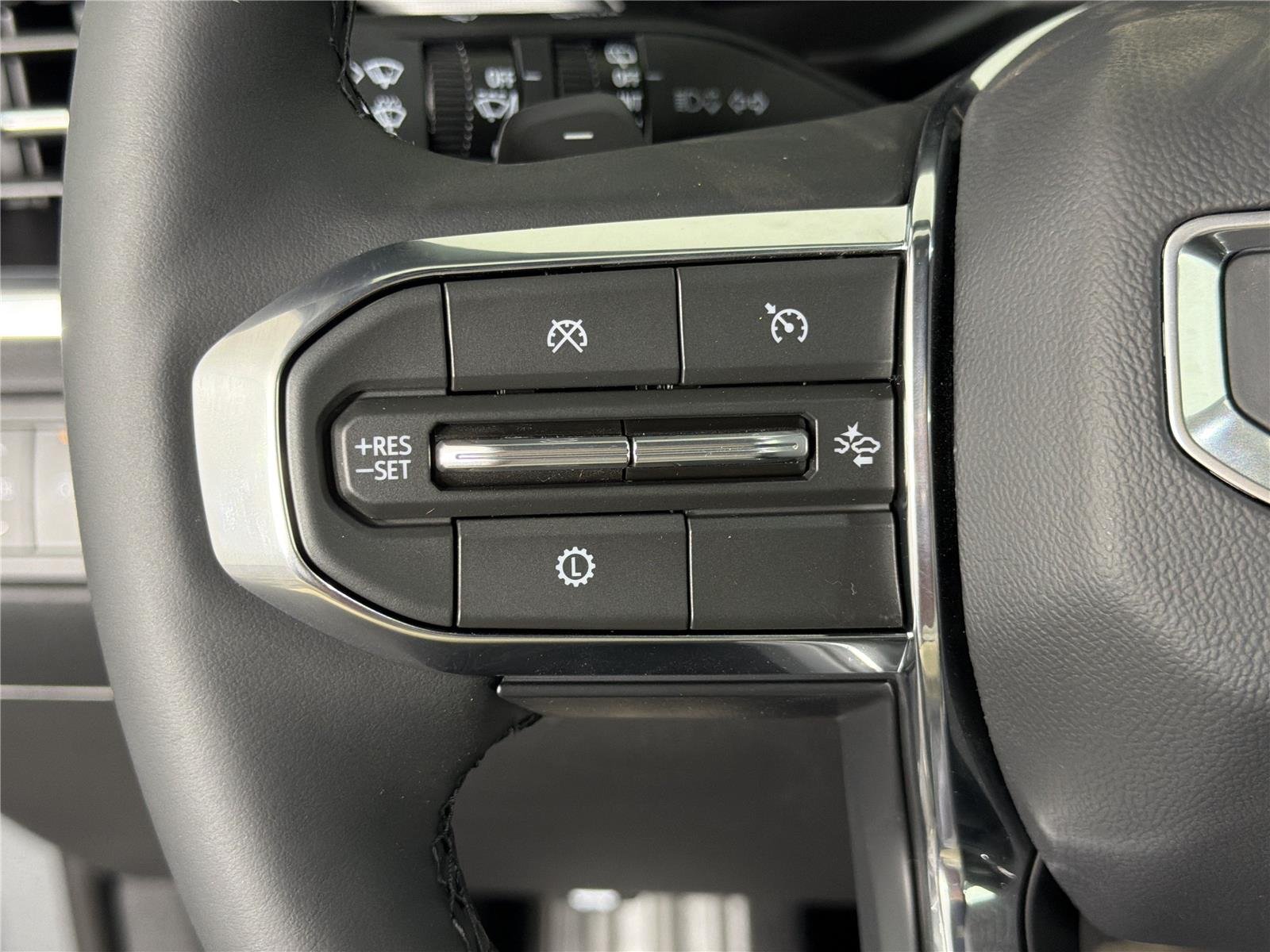 2026 GMC Acadia Elevation - Photo 27