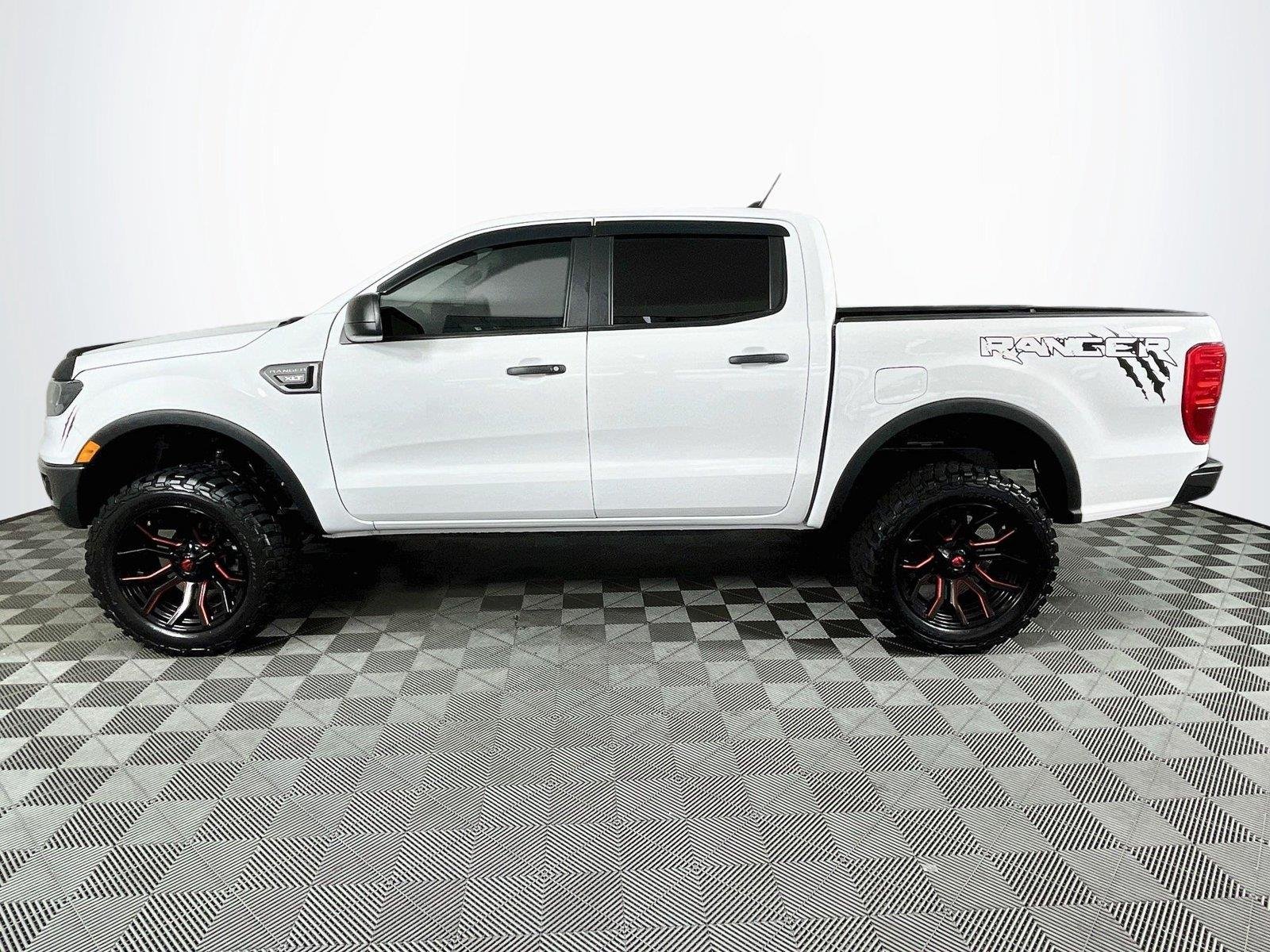 Used 2021 Oxford White Ford XLT image 4
