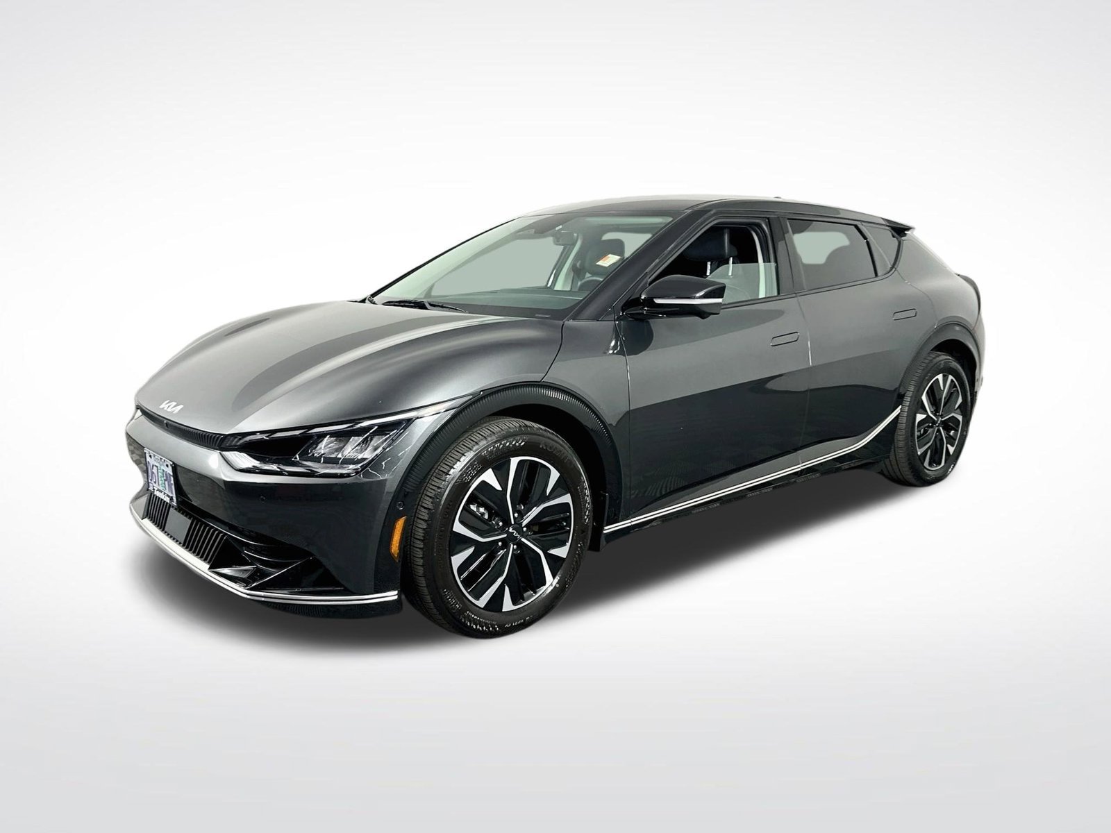 Used 2023 Interstellar Gray Kia Wind image 3