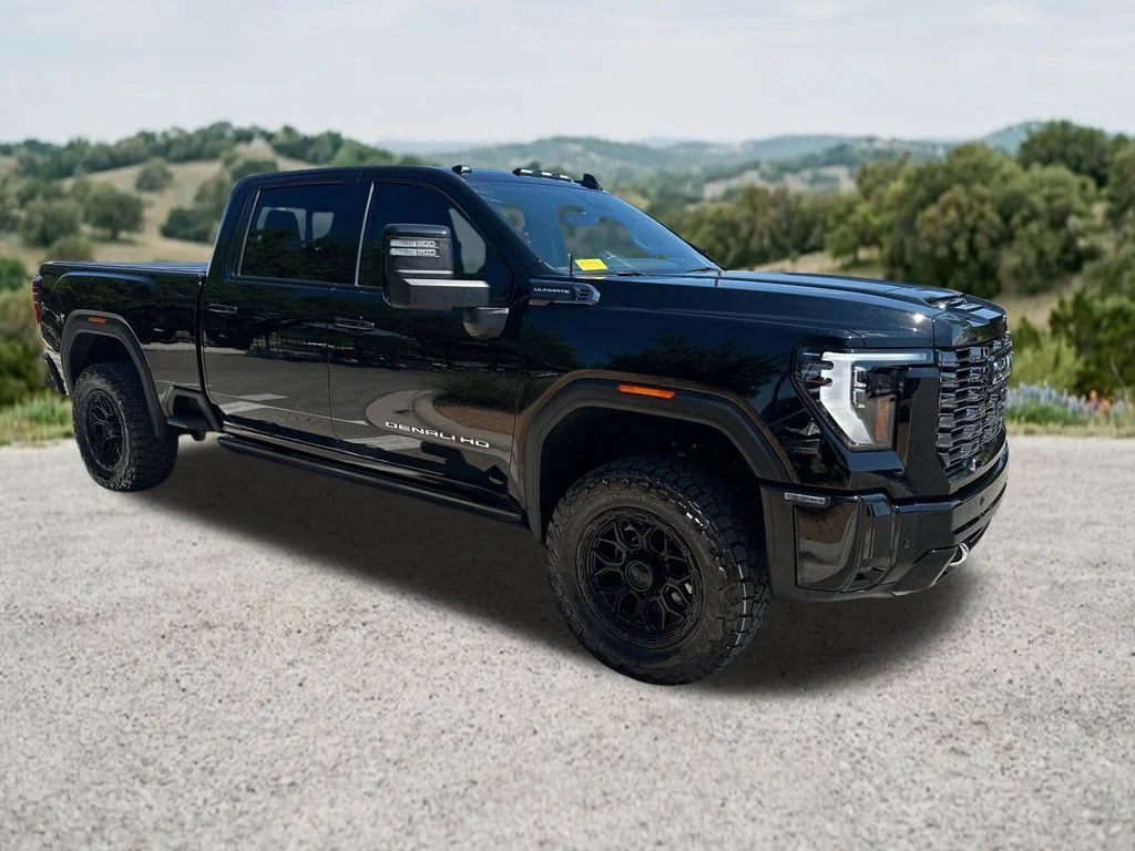 2026 GMC Sierra 4WD Crew Cab Long Box Denali Ultimate's photo