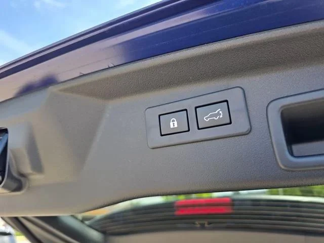 New 2026 SAPPHIRE BLUE PEARL Subaru Premium image 13
