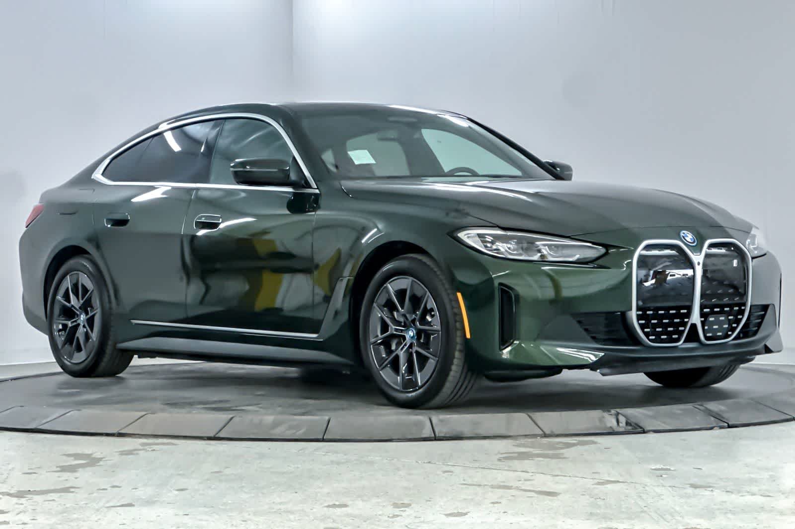 Used 2023 San Remo Green Metallic BMW eDrive35 image 9