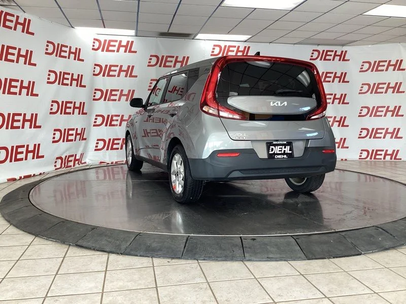 Used 2022 Gray Kia LX image 5