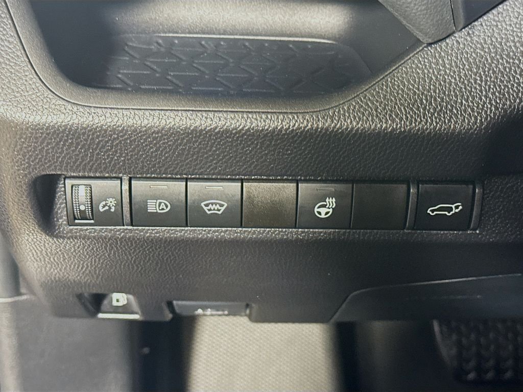 Used 2024 Magnetic Gray Metallic/Midnight Black Metallic Toyota Hybrid XSE image 8
