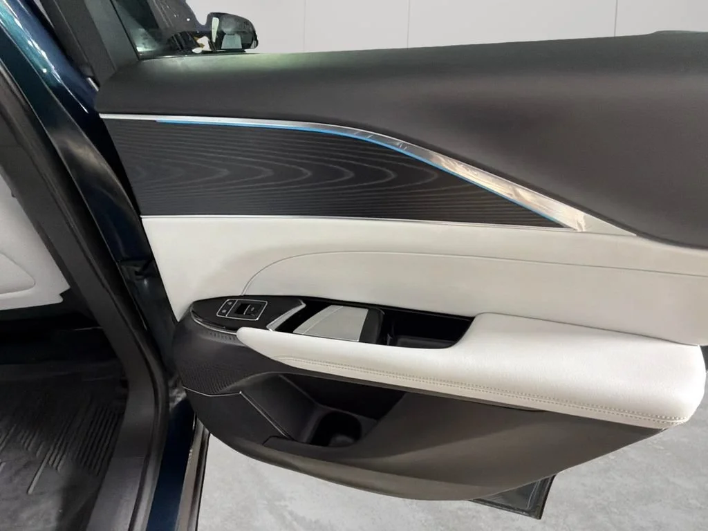 2024 Cadillac LYRIQ Sport 1 - Photo 35