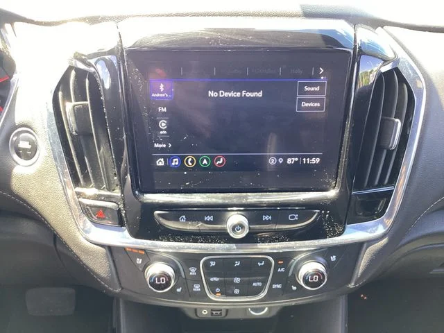 Used 2023 Pearl Chevrolet Premier image 11