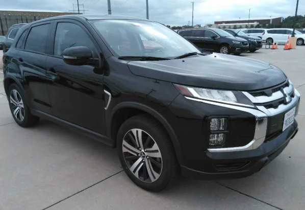 Used 2026 Black Mitsubishi 2.0 SE image 5