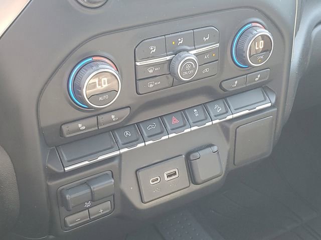 2019 Chevrolet Silverado 1500 RST - Photo 17