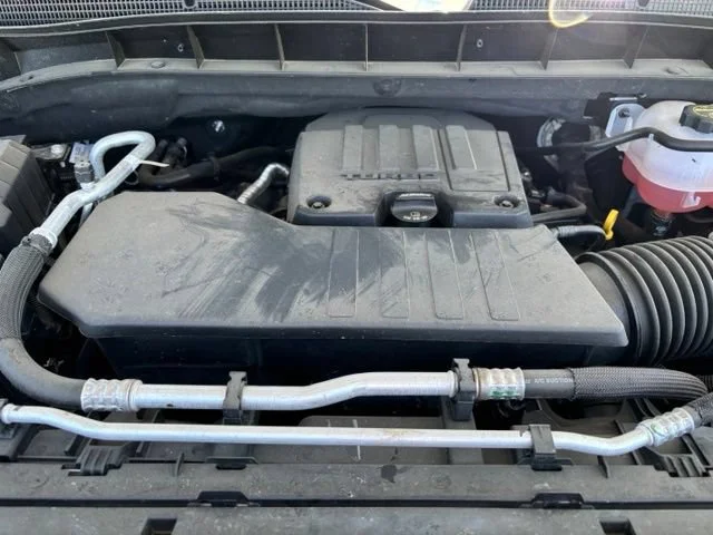 New 2025 Summit White GMC Pro image 21