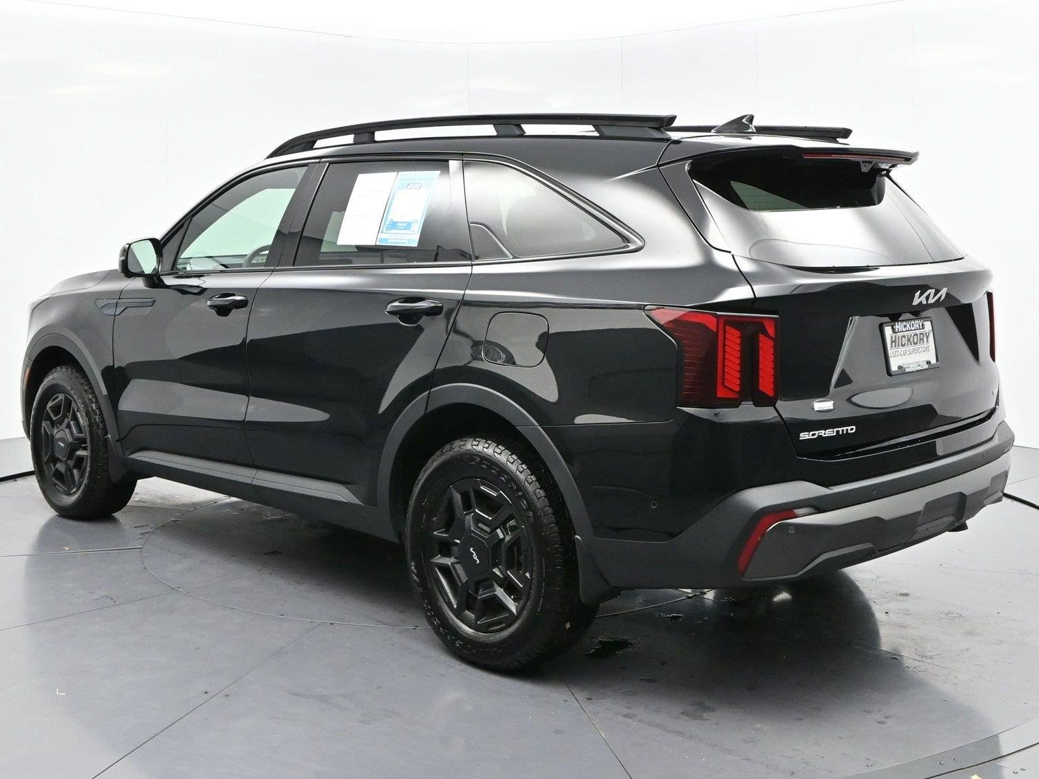Used 2024 Ebony Black Kia X-Pro SX Prestige image 5