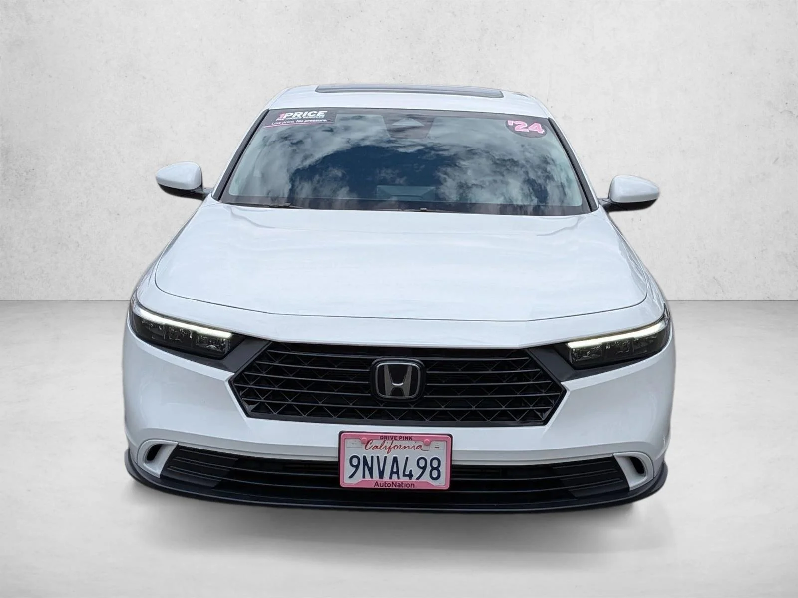 Used 2024 Platinum White Pearl Honda EX image 2
