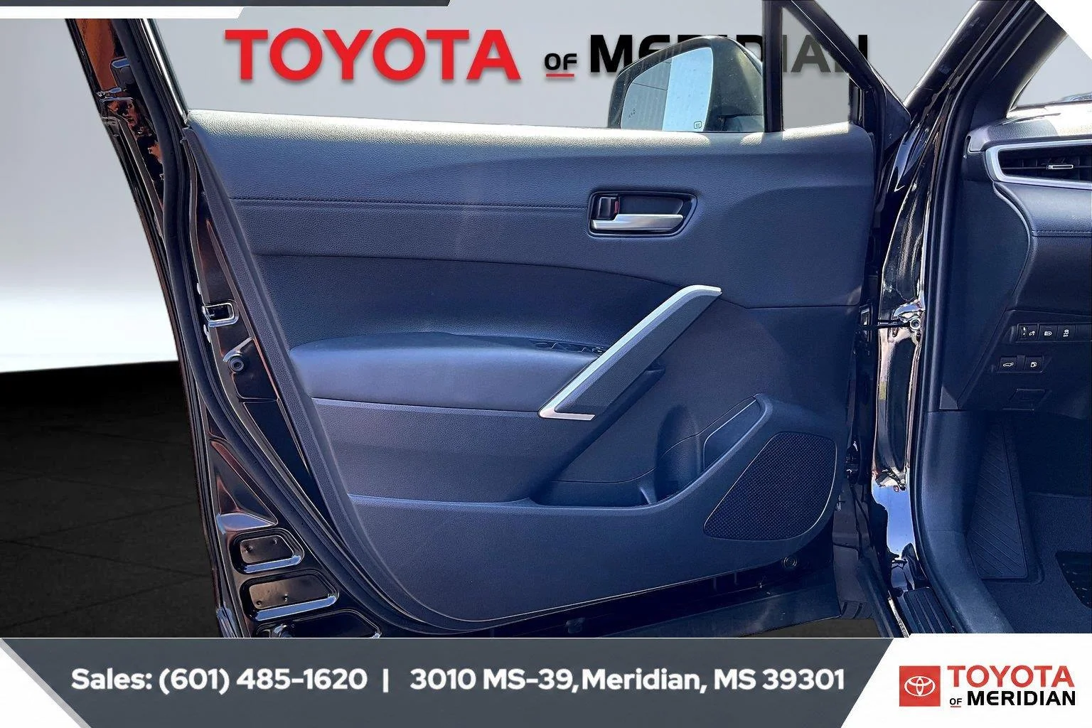 Used 2025 Jet Black Toyota XSE image 17