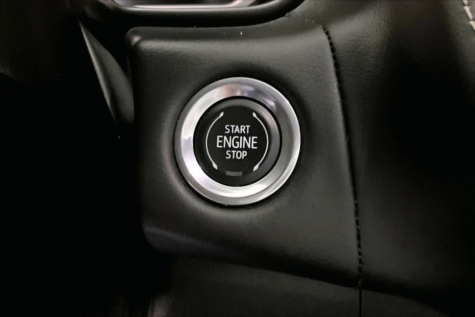 Used 2023 Sterling Metallic GMC SLT image 35