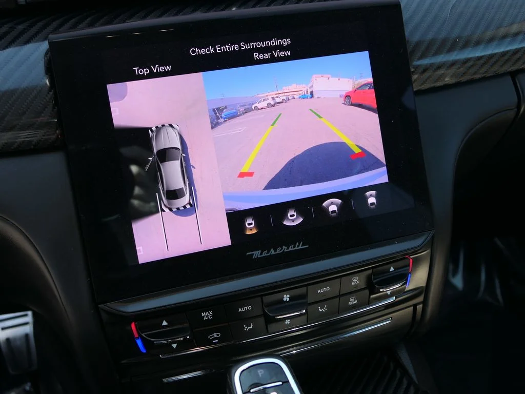 Used 2024  Maserati Modena image 18
