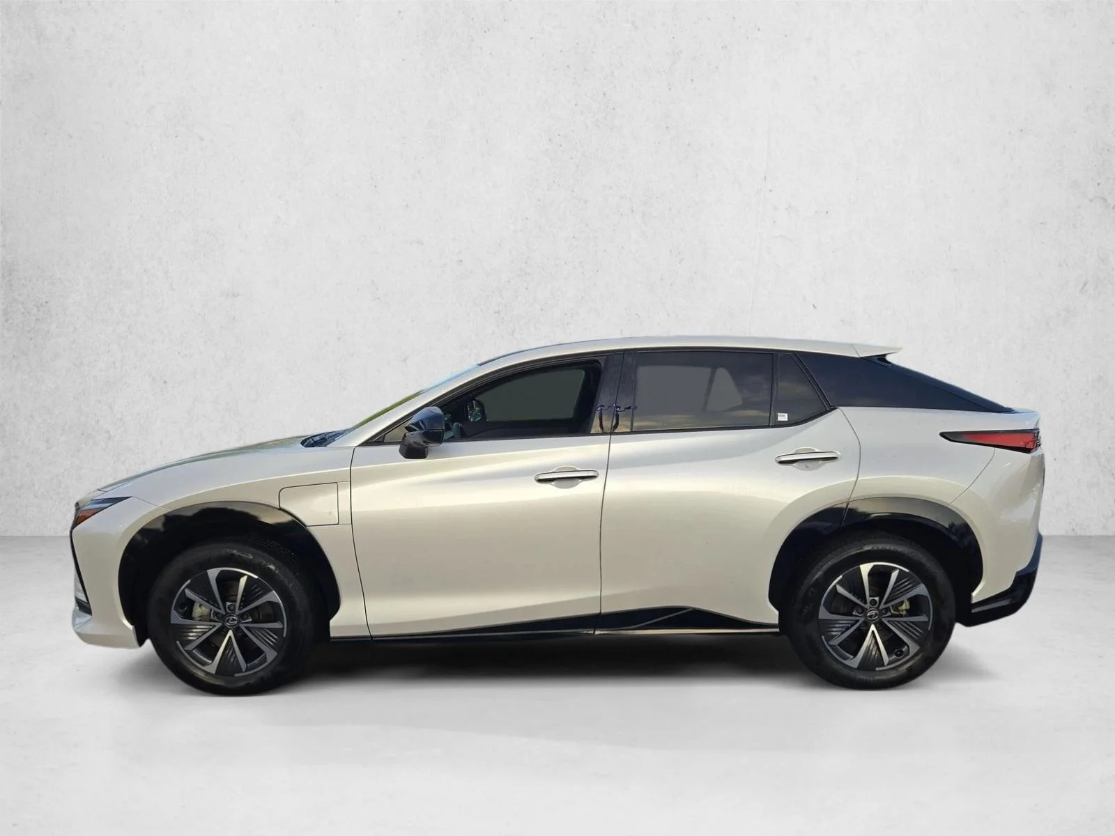 Used 2024 Eminent White Pearl Lexus RZ 300e Premium image 9