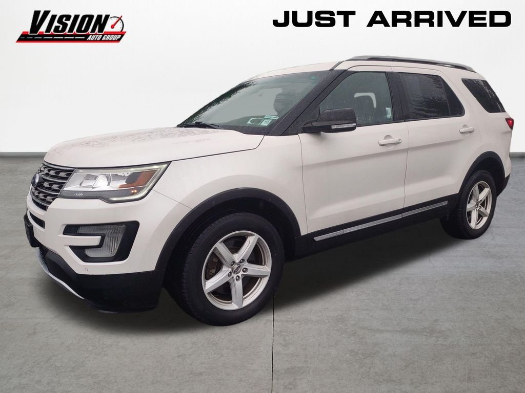 2017 Ford Explorer XLT 4WD's photo