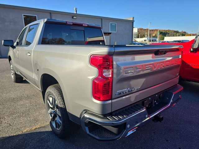 2026 Chevrolet Silverado 1500 LT photo 2