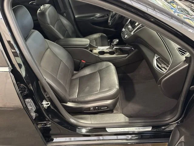Used 2022 Mosaic Black Metallic Chevrolet Premier image 44