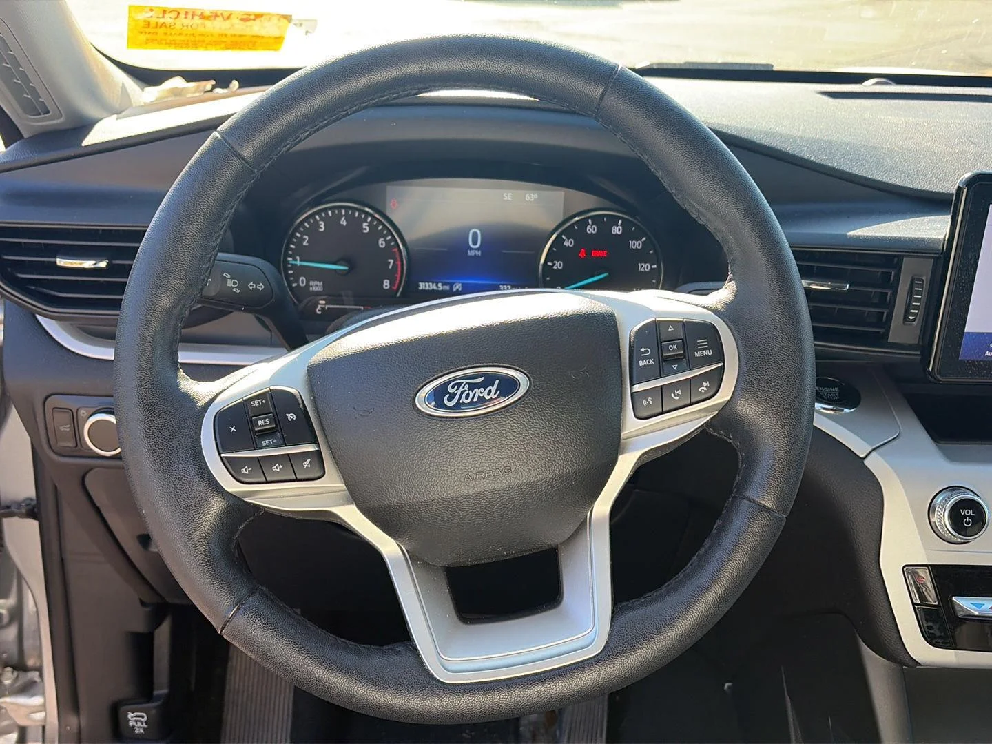 Used 2023 Iconic Silver Ford XLT image 5