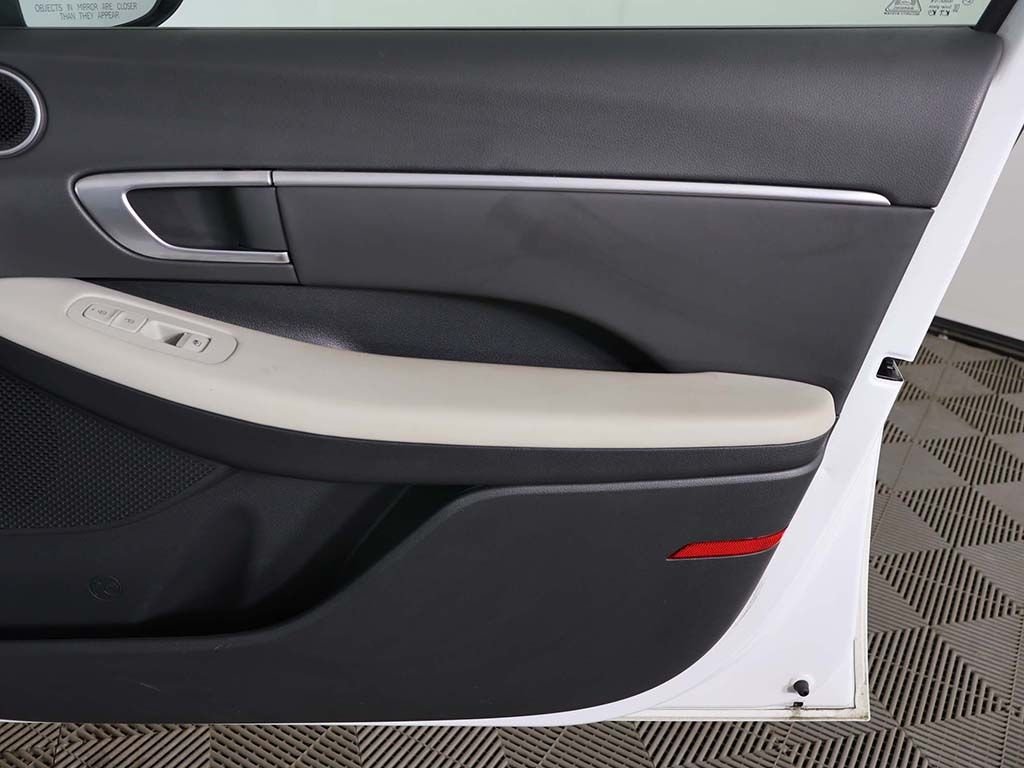 Used 2022 Gray Hyundai SEL image 20