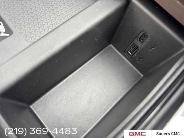 2026 GMC Acadia Denali - Photo 29