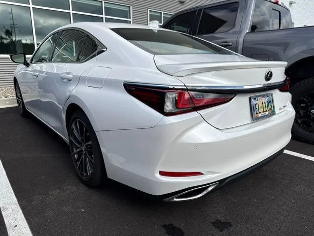 Used 2024 Eminent White Pearl Lexus 350 image 3