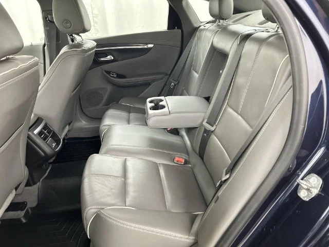 Used 2018 Blue Chevrolet Premier image 28