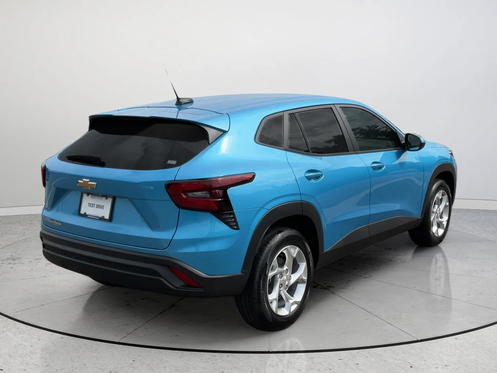 2026 Chevrolet Trax LS - Photo 5