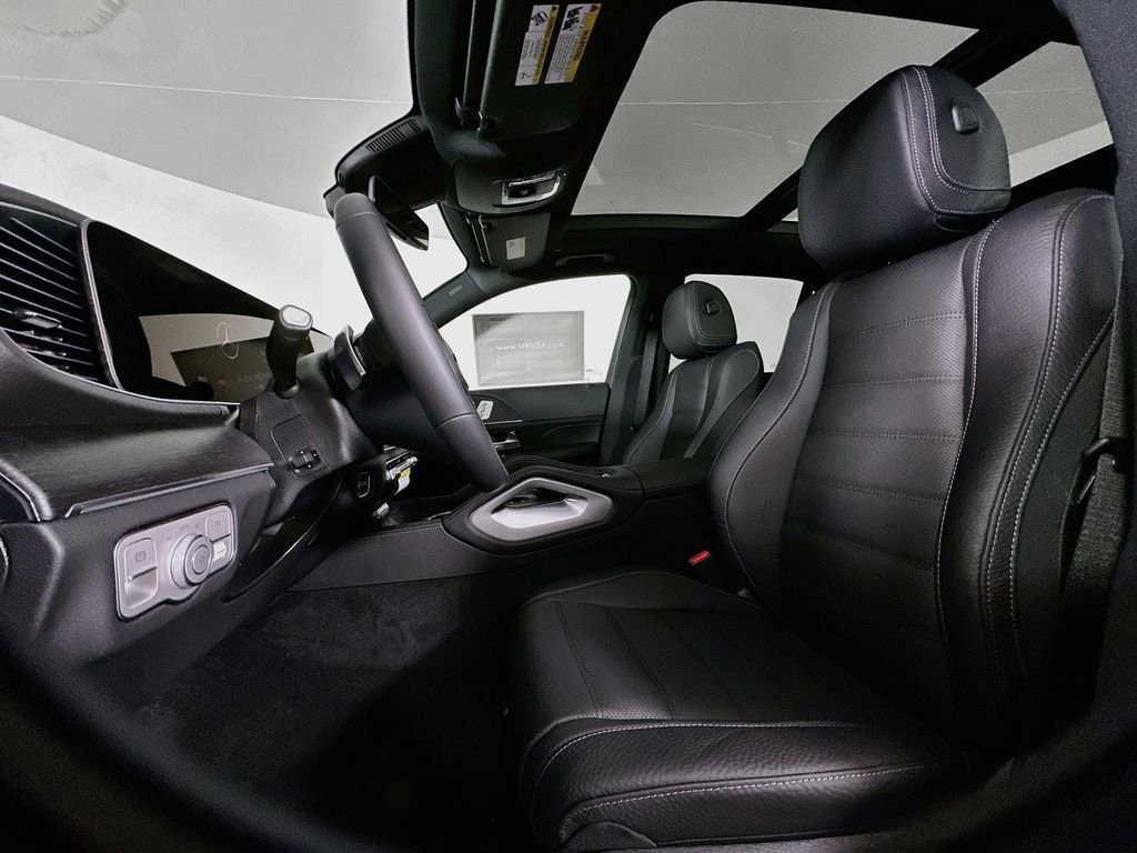 New 2026 Obsidian Black Metallic Mercedes-Benz GLE 580 image 21